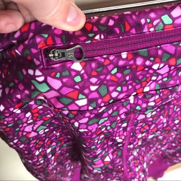 Lululemon Paradise Camo Real Quick Crop Leggings Size 6 - Picture 11 of 16